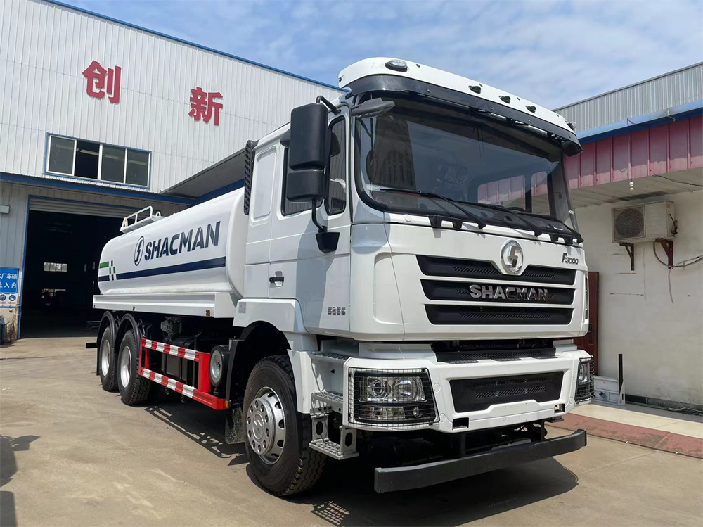 20方旺龙 国三陕汽出口洒水车